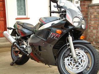 moved onto fzr 1000 exup its now looking for a new home