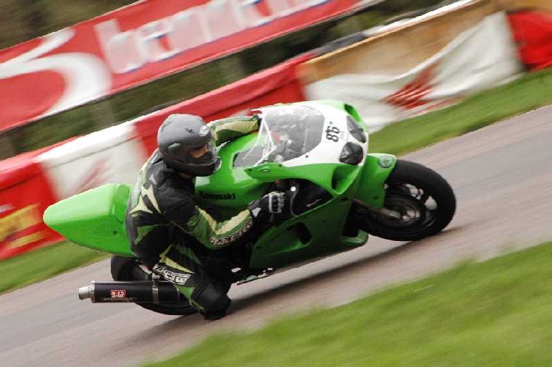 Mallory Park April 2005