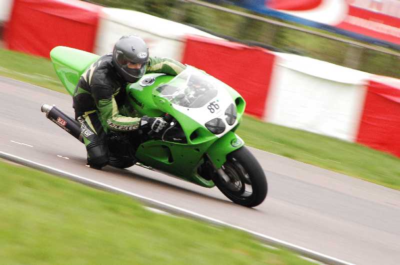 Mallory Park April 2005