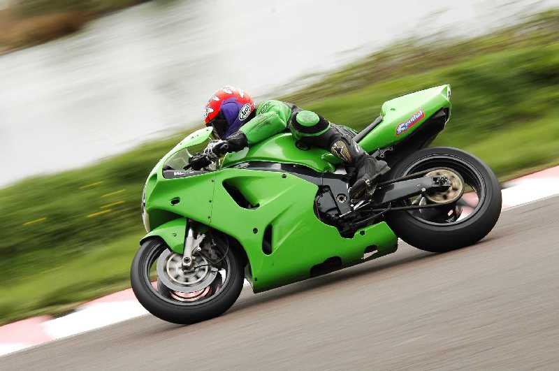 Mallory Park April 2005