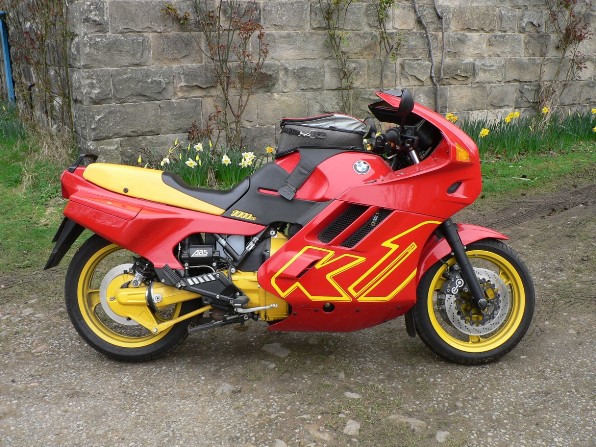 BMW K1