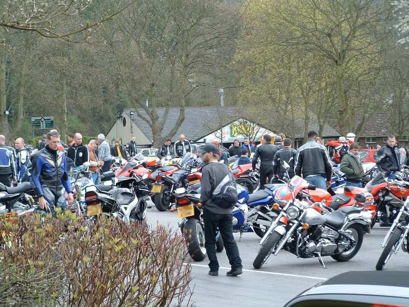Bank Holiday Monday 12.04.04 at Box Hill