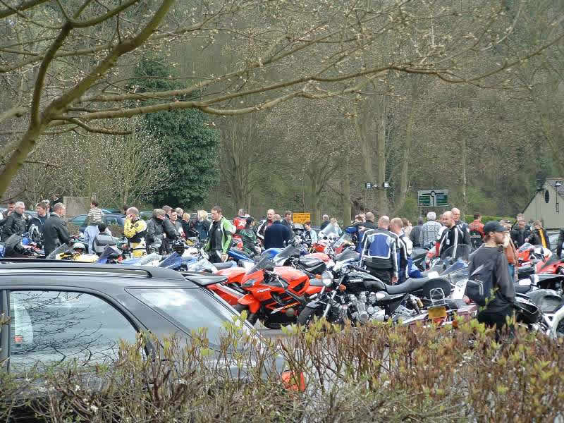 Bank Holiday Monday 12.04.04 at Box Hill Bank Holiday Monday 12.04.04 at Box Hill