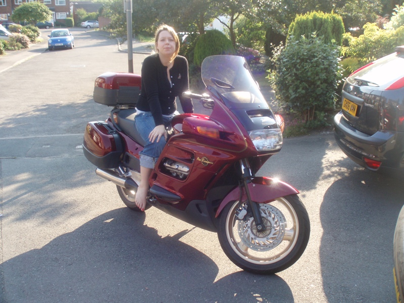 ST1100