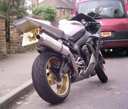 Yam R1